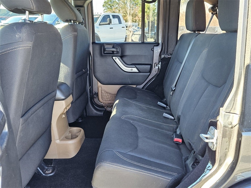 2016 Jeep Wrangler Unlimited Sahara