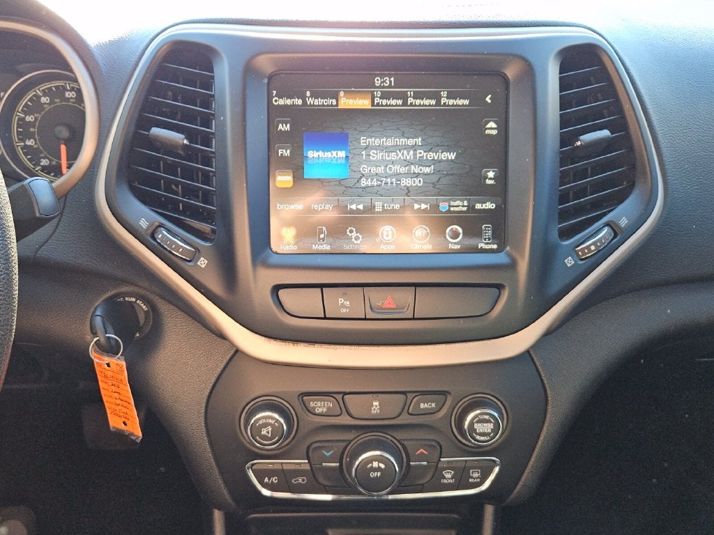 2018 Jeep Cherokee Latitude Tech Connect FWD