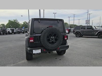 2025 Jeep Wrangler 4-Door Willys 4x4