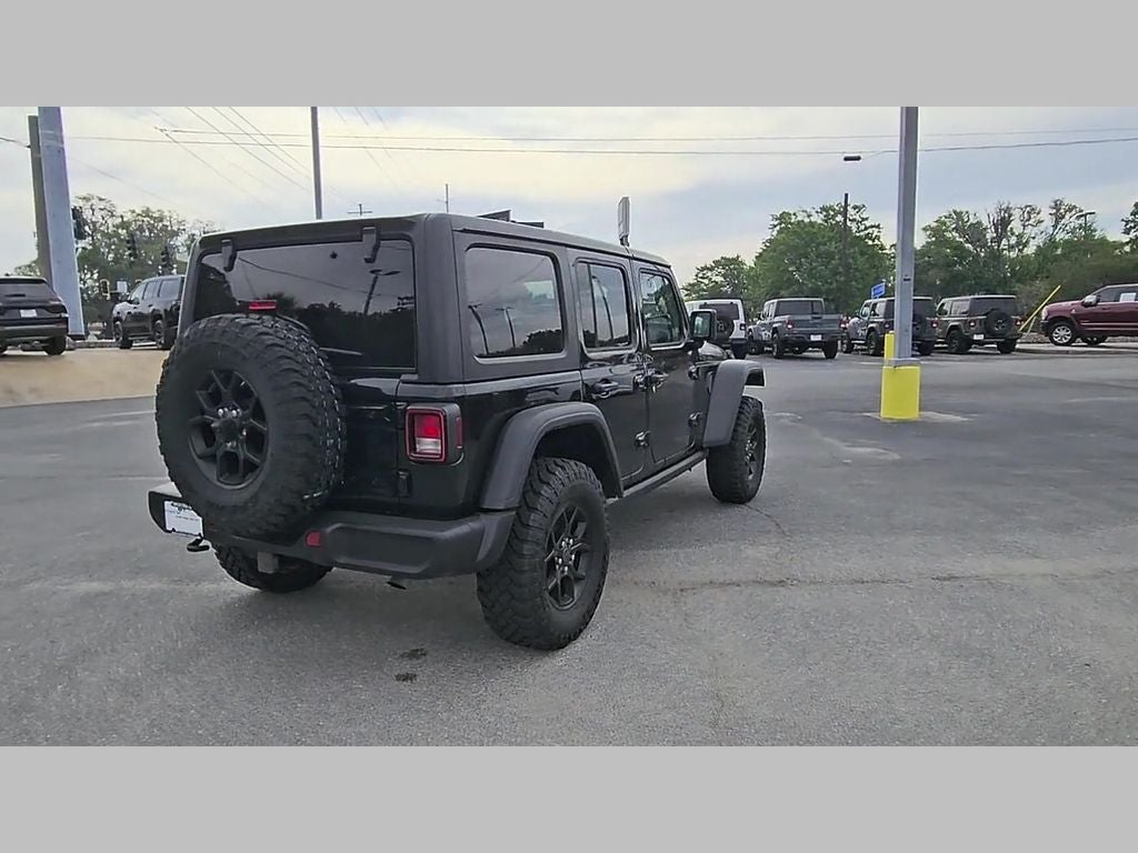 2025 Jeep Wrangler 4-Door Willys 4x4