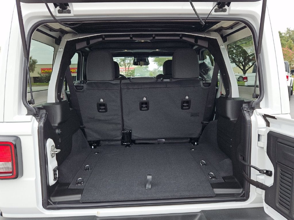 2027 Jeep Wrangler WRANGLER 4-DOOR SPORT S