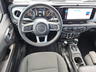 2025 Jeep Wrangler 4-Door Sahara 4x4