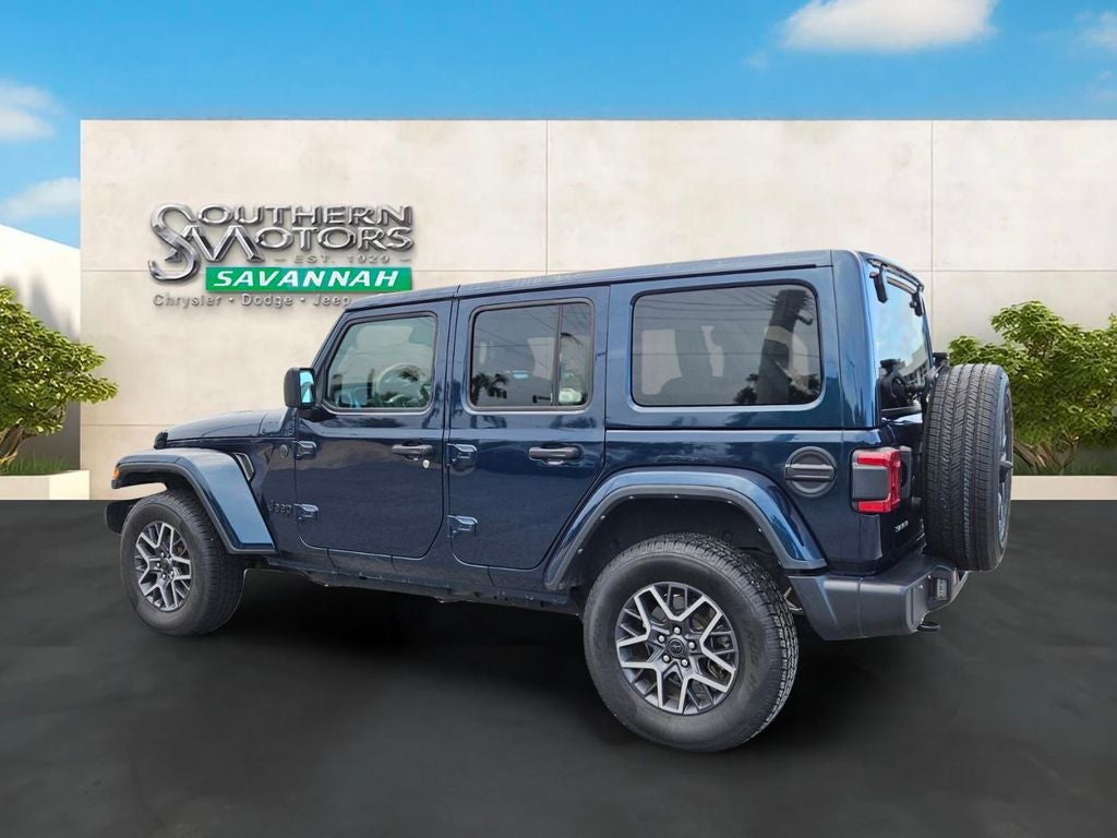 2025 Jeep Wrangler 4-Door Sahara 4x4