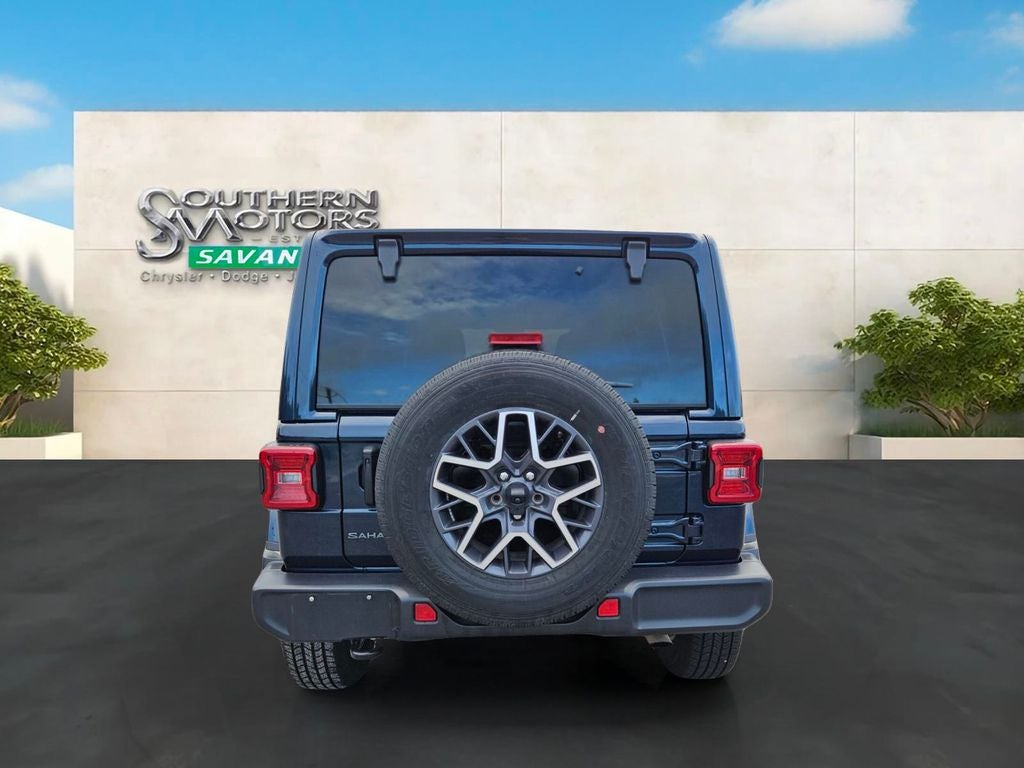 2025 Jeep Wrangler 4-Door Sahara 4x4