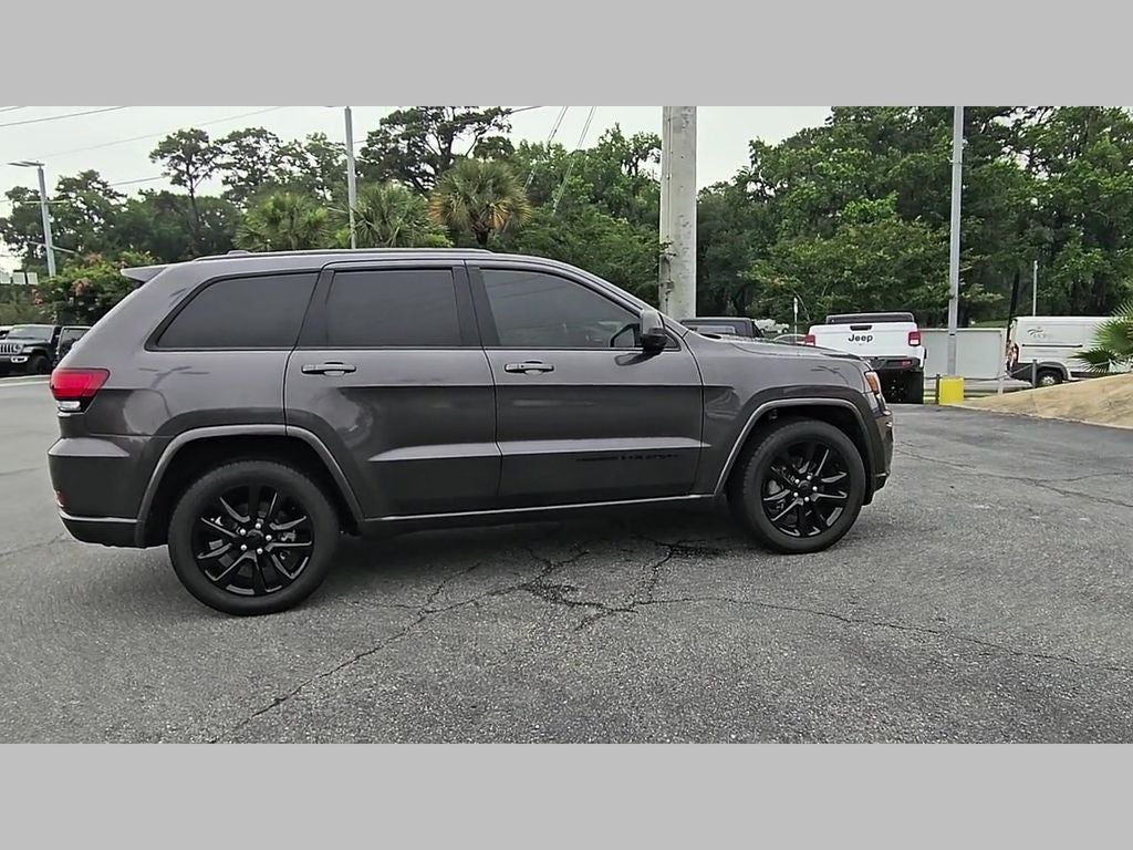 2020 Jeep Grand Cherokee Altitude 4x2