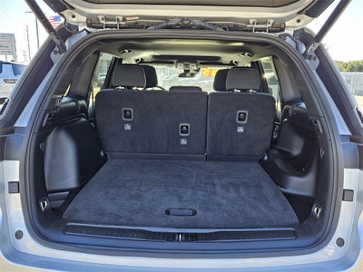 2025 Jeep Grand Cherokee Laredo X 4x2