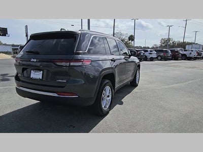 2025 Jeep Grand Cherokee Laredo X 4x2