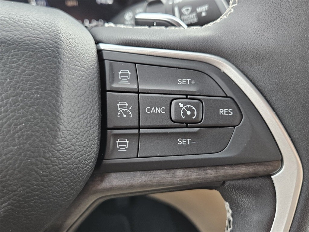 2024 Jeep Grand Cherokee Limited 4x2