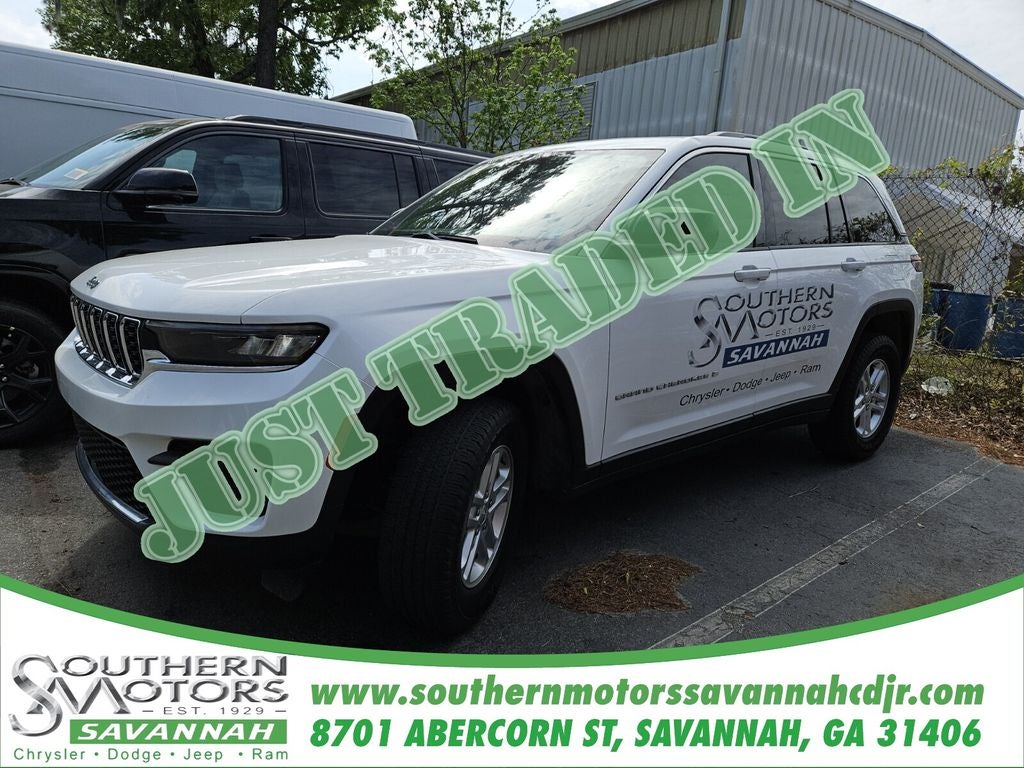 2023 Jeep Grand Cherokee Laredo 4x4