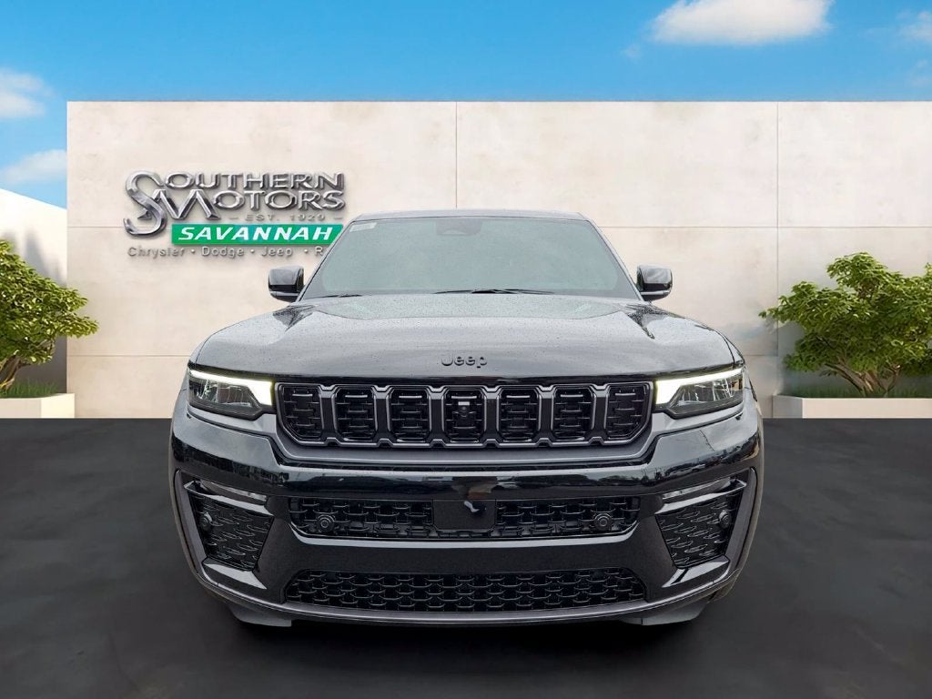 2027 Jeep Grand Cherokee GRAND CHEROKEE SUMMIT 4X4