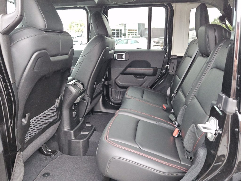 2027 Jeep Wrangler WRANGLER 4-DOOR RUBICON