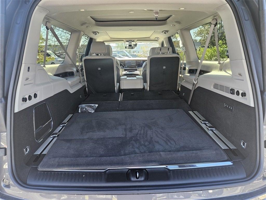 2024 Jeep Grand Wagoneer L 4x4