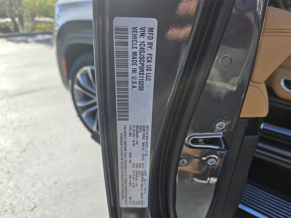 2024 Jeep Grand Wagoneer L Series III 4x4