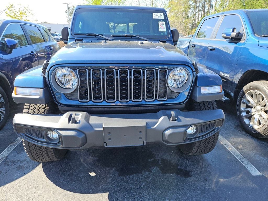 2025 Jeep Gladiator Nighthawk