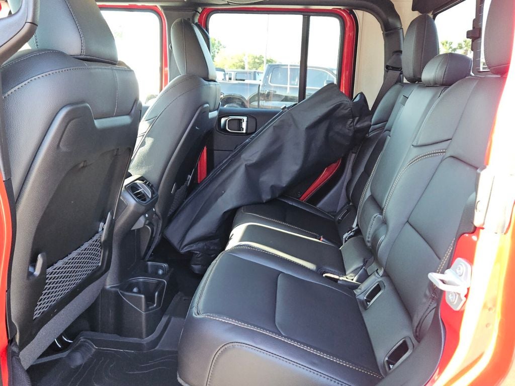 2025 Jeep Gladiator High Tide