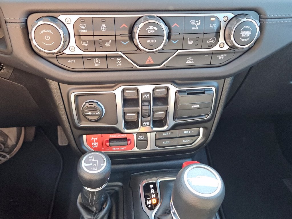 2026 Jeep Gladiator GLADIATOR MOJAVE 4X4