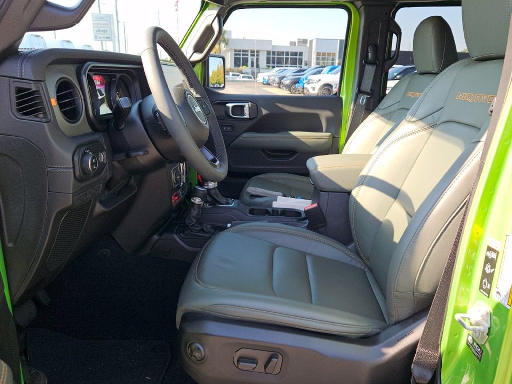 2025 Jeep Gladiator GLADIATOR MOJAVE X 4X4