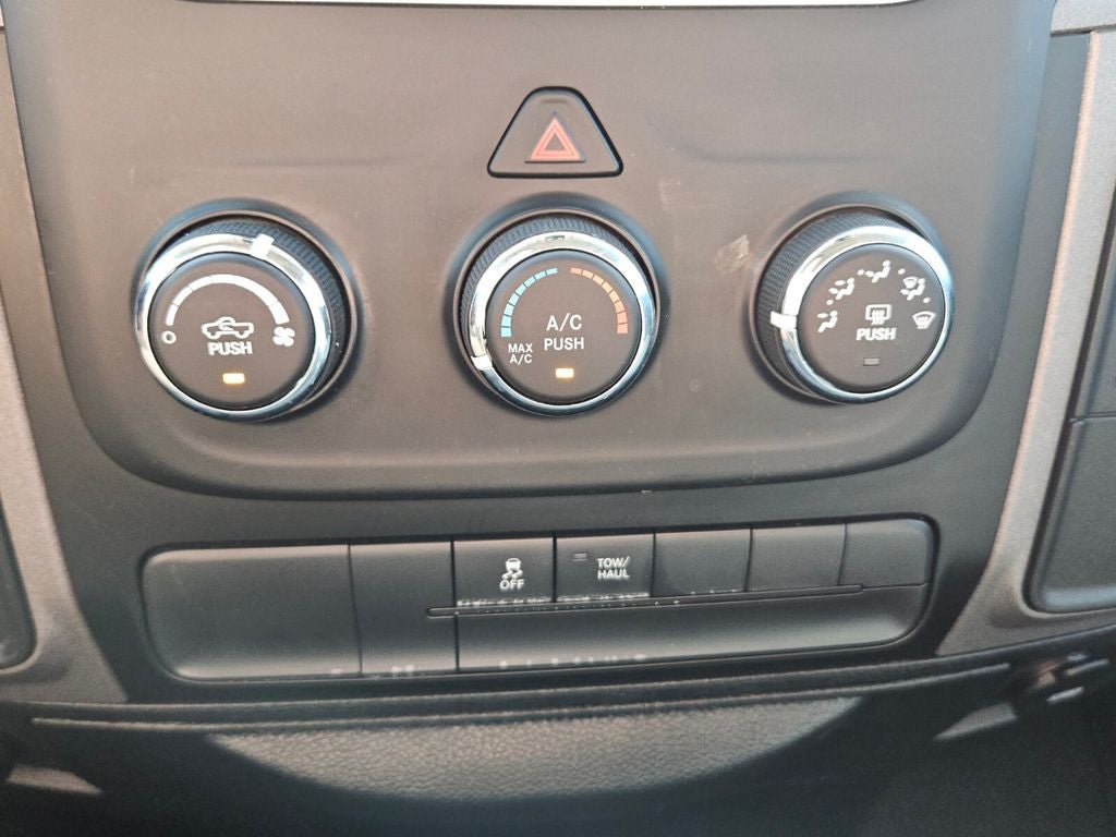 2018 RAM 1500 Express Quad Cab 4x2 6'4' Box
