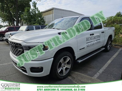 2026 RAM 1500 Express Crew Cab 4x2 5'7' Box