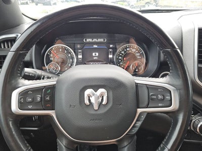 2022 RAM 1500 Big Horn Crew Cab 4x4 5'7' Box