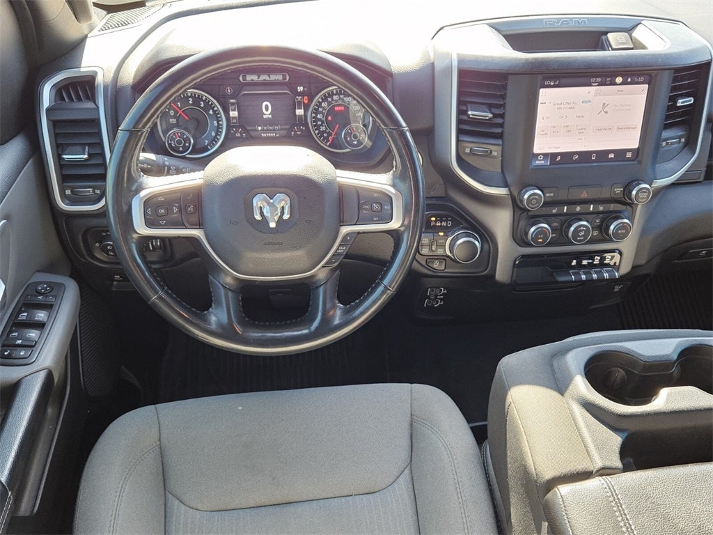 2022 RAM 1500 Big Horn Crew Cab 4x4 5'7' Box