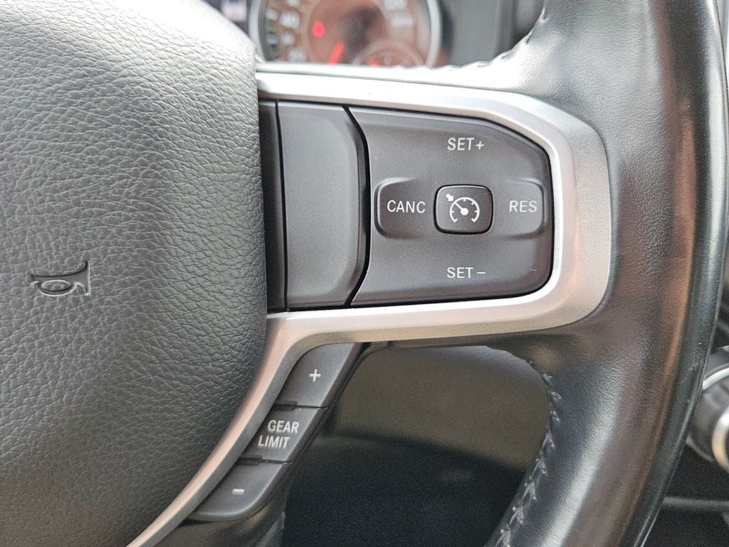 2021 RAM 1500 Big Horn Crew Cab 4x4 5'7' Box