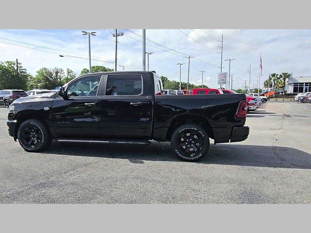2026 RAM Ram 1500 RAM 1500 EXPRESS CREW CAB 4X4 5'7' BOX
