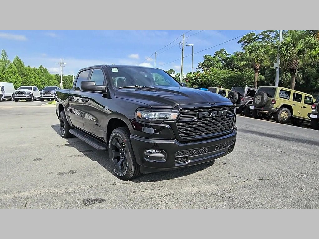 2026 RAM Ram 1500 RAM 1500 EXPRESS CREW CAB 4X4 5'7' BOX
