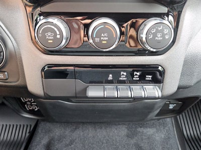 2026 RAM Ram 1500 RAM 1500 WARLOCK CREW CAB 4X4 5'7' BOX