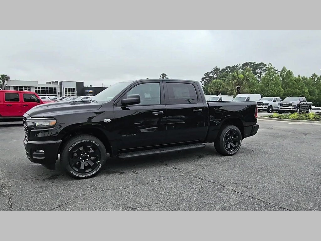 2026 RAM Ram 1500 RAM 1500 EXPRESS CREW CAB 4X4 5'7' BOX