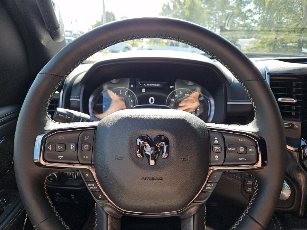 2026 RAM Ram 1500 RAM 1500 LIMITED CREW CAB 4X4 5'7' BOX