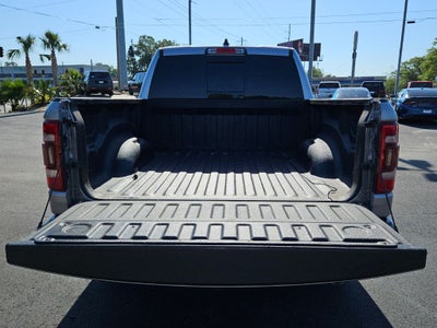 2022 RAM 1500 Limited Crew Cab 4x4 5'7' Box