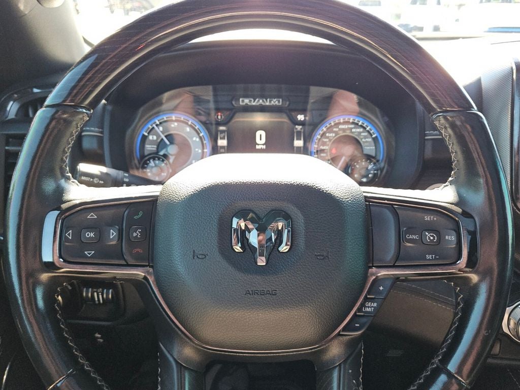 2022 RAM 1500 Limited Crew Cab 4x4 5'7' Box
