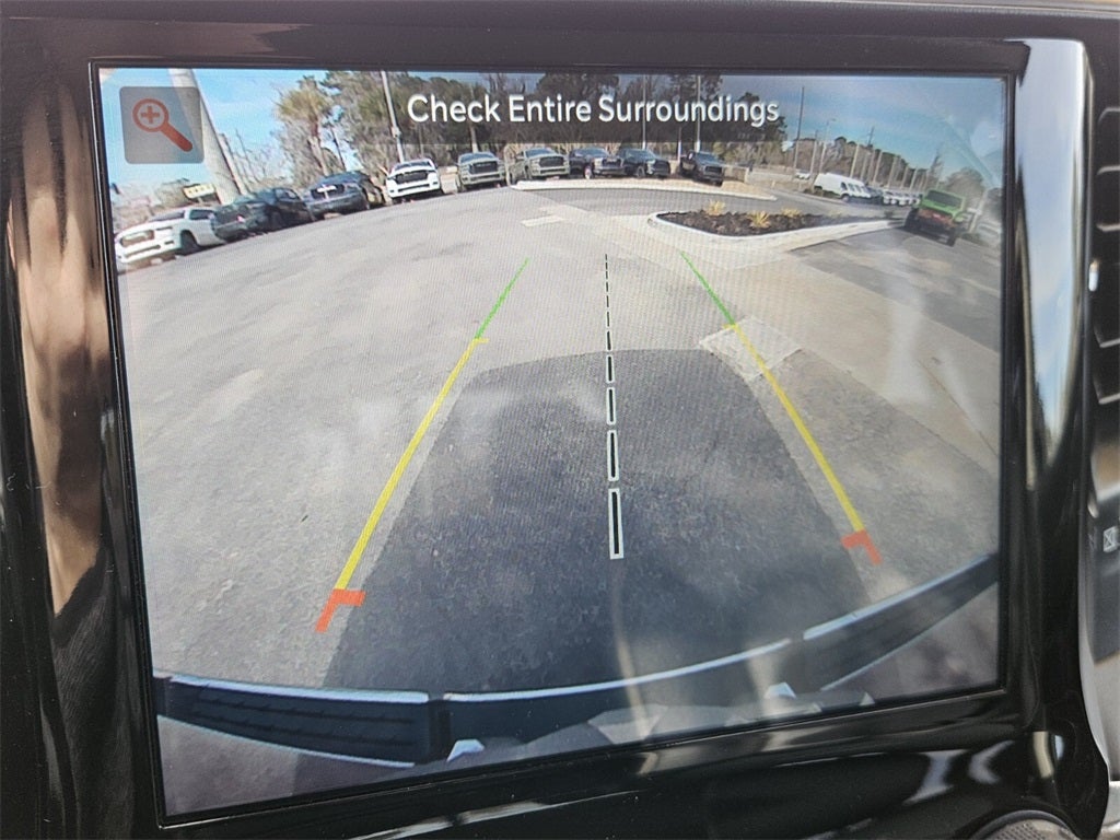 2022 RAM 1500 Laramie Crew Cab 4x4 5'7' Box