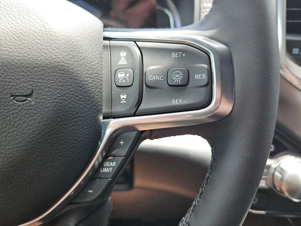 2026 RAM Ram 1500 Laramie Crew Cab 4x4 5'7' Box