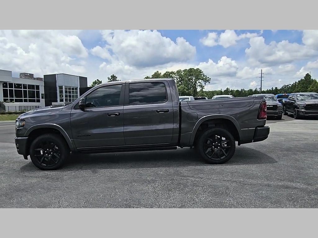 2026 RAM Ram 1500 Laramie Crew Cab 4x4 5'7' Box