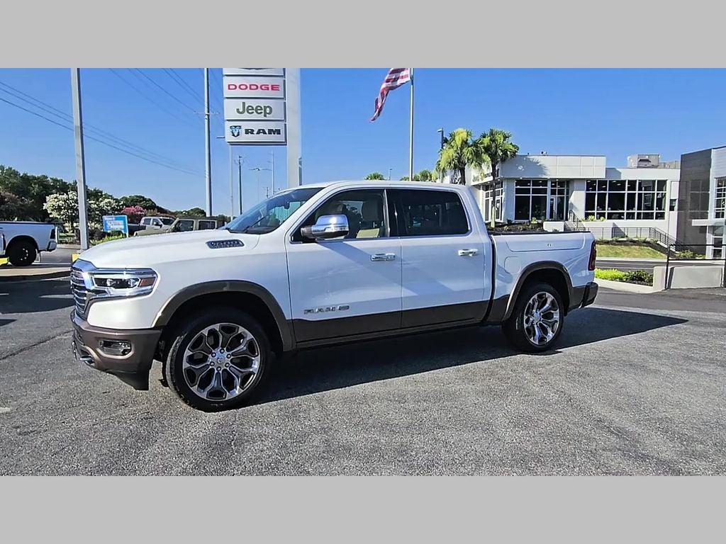 2020 RAM 1500 Laramie Longhorn Crew Cab 4x4 5'7' Box