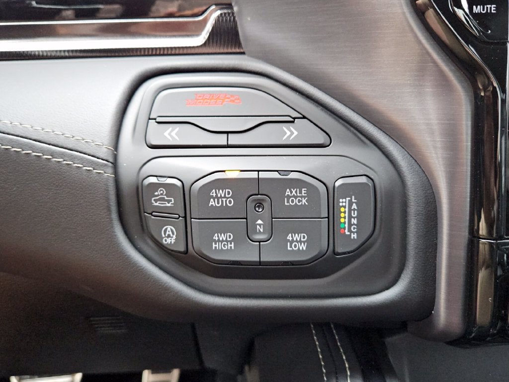 2026 RAM Ram 1500 RAM 1500 RHO CREW CAB 4X4 5'7' BOX