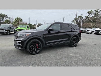 2022 Ford Explorer ST
