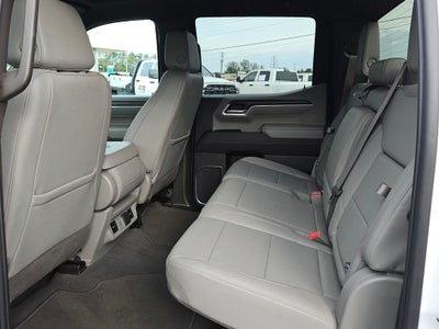 2025 GMC Sierra 1500 4WD Crew Cab Short Box SLT