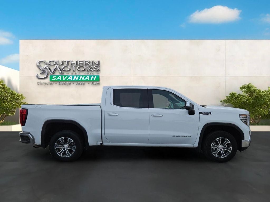 2025 GMC Sierra 1500 4WD Crew Cab Short Box SLT