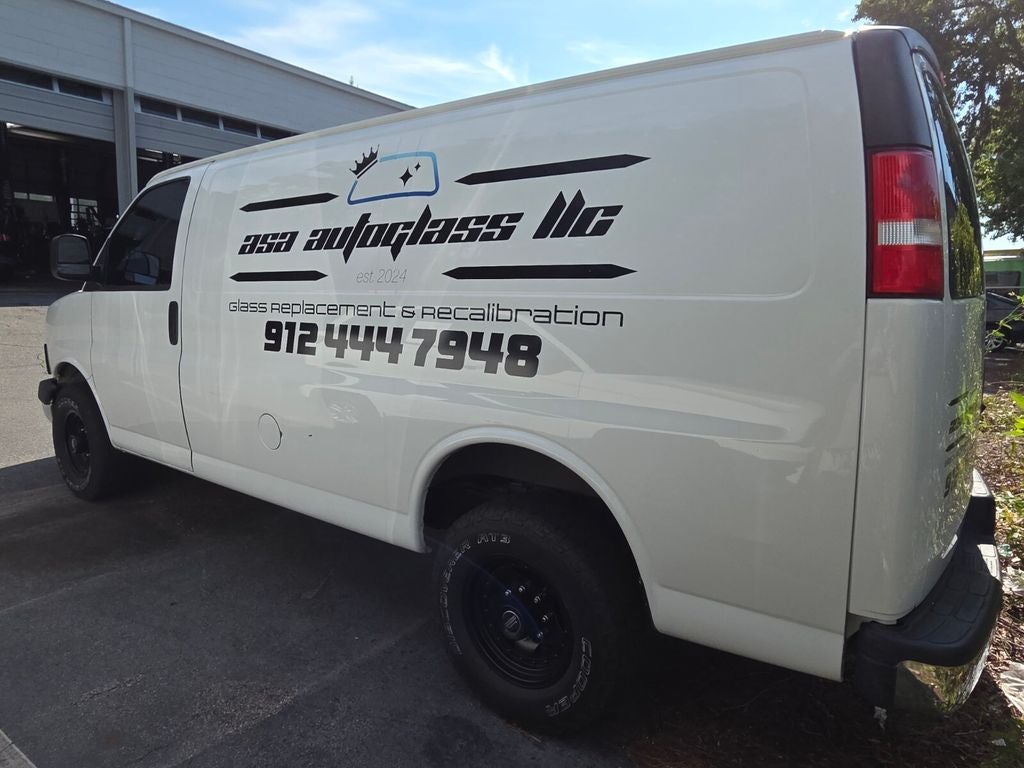 2021 GMC Savana Cargo RWD 2500 Regular Wheelbase Work Van
