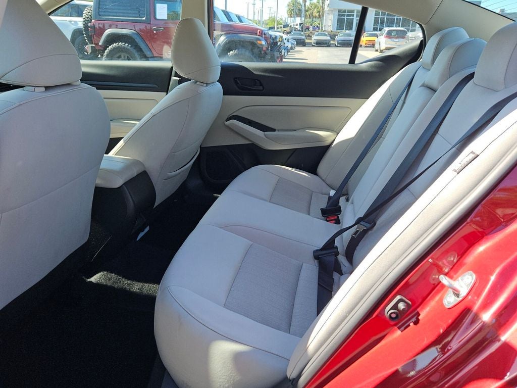 2025 Nissan Altima SV FWD