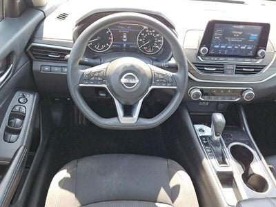 2024 Nissan Altima SV FWD