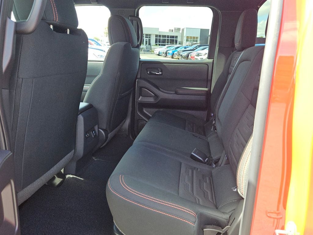 2025 Nissan Frontier Crew Cab PRO-X 4x2