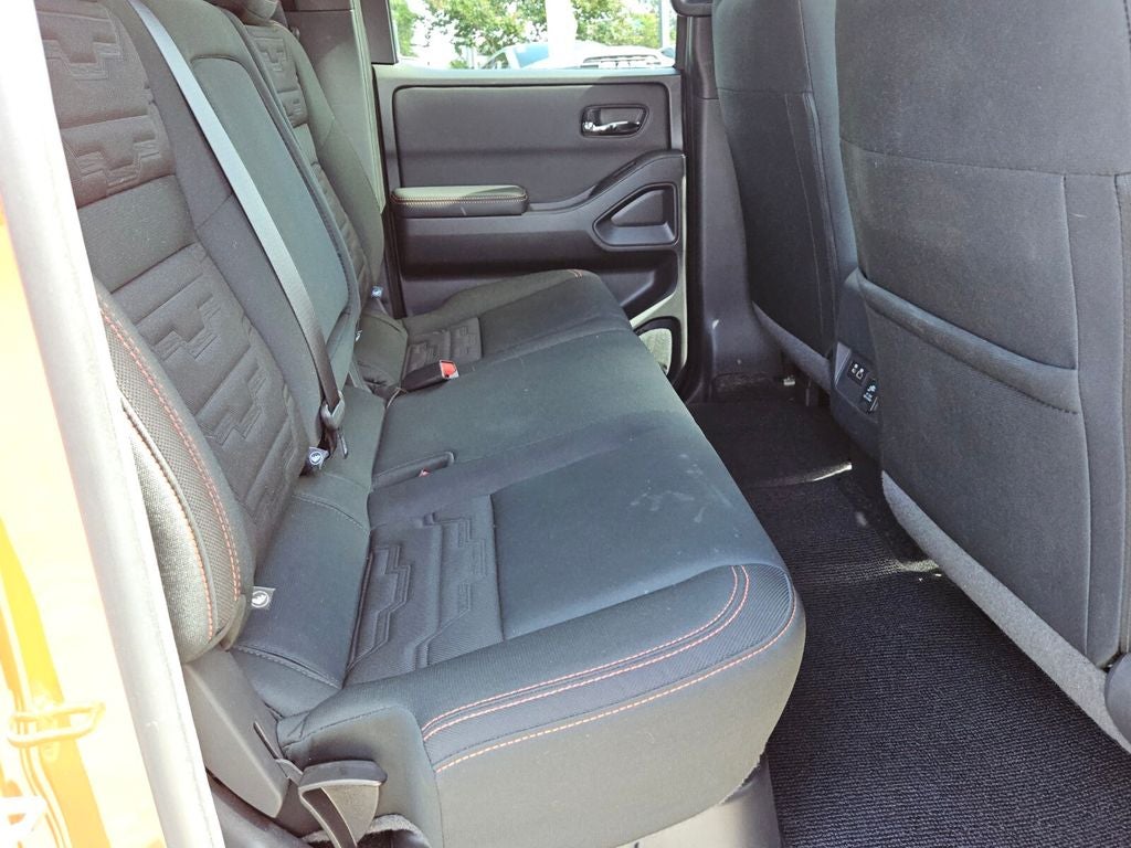 2025 Nissan Frontier Crew Cab PRO-X 4x2