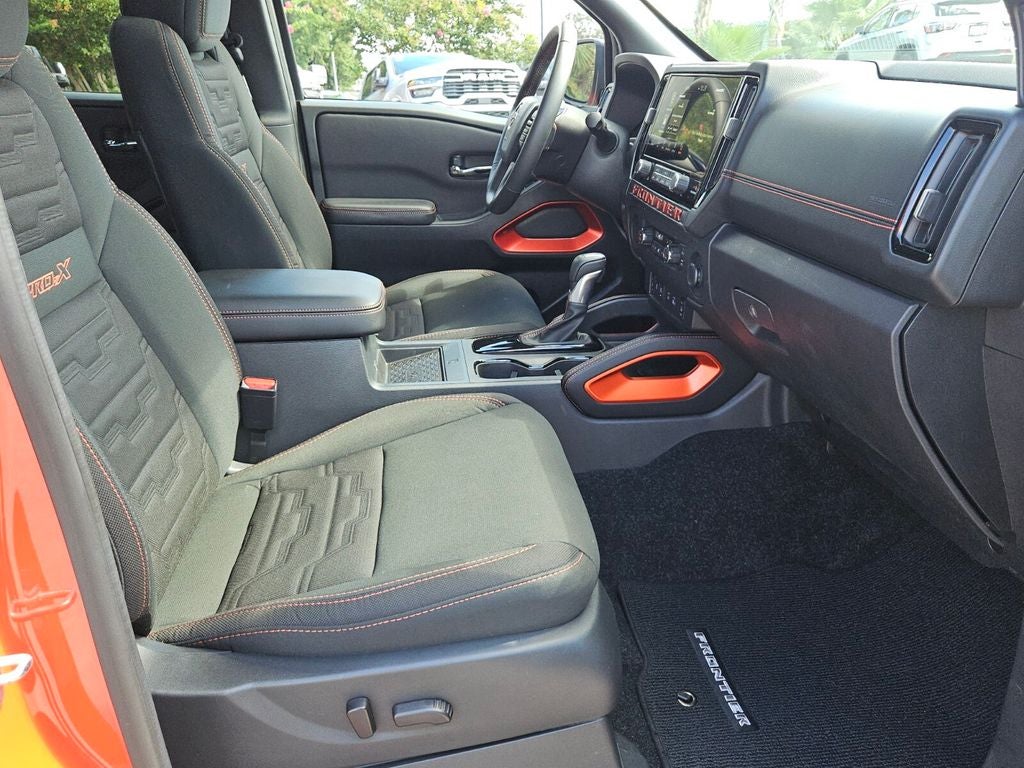 2025 Nissan Frontier Crew Cab PRO-X 4x2