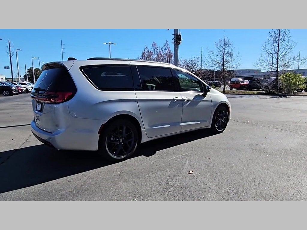 2026 Chrysler Pacifica PACIFICA SELECT
