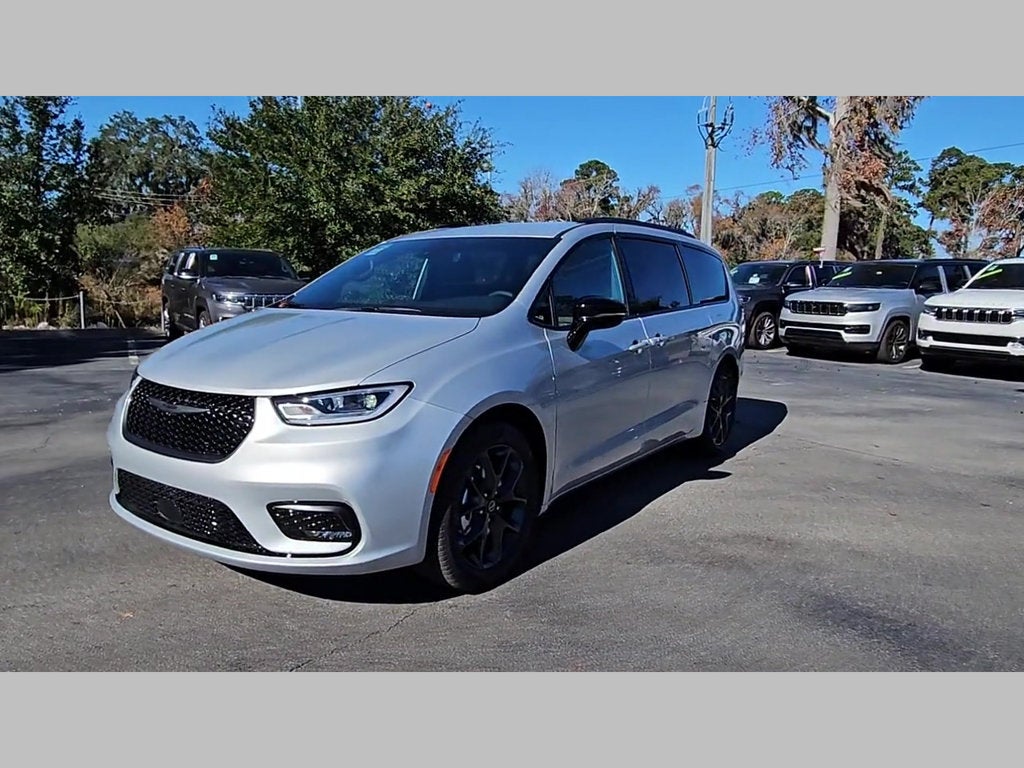 2026 Chrysler Pacifica PACIFICA SELECT