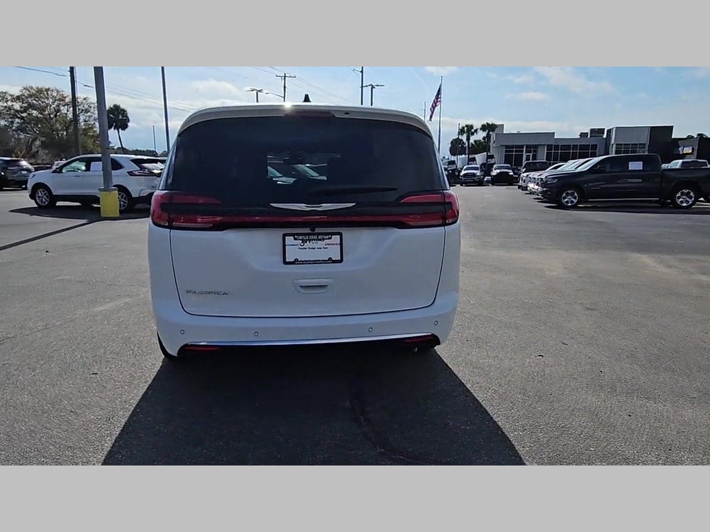 2026 Chrysler Pacifica PACIFICA SELECT